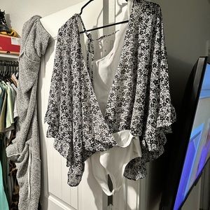 Long sleeve body suit